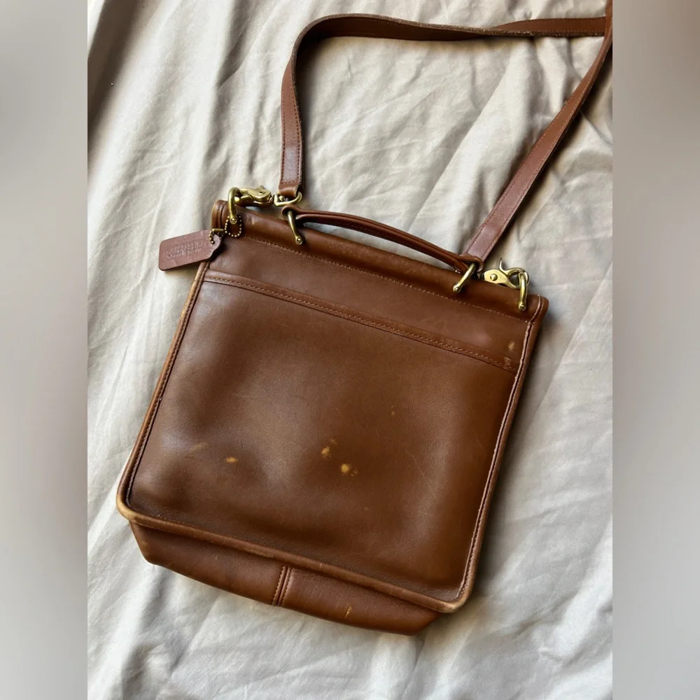 Vintage Coach Willis Crossbody Bag - Picture 5 of 9